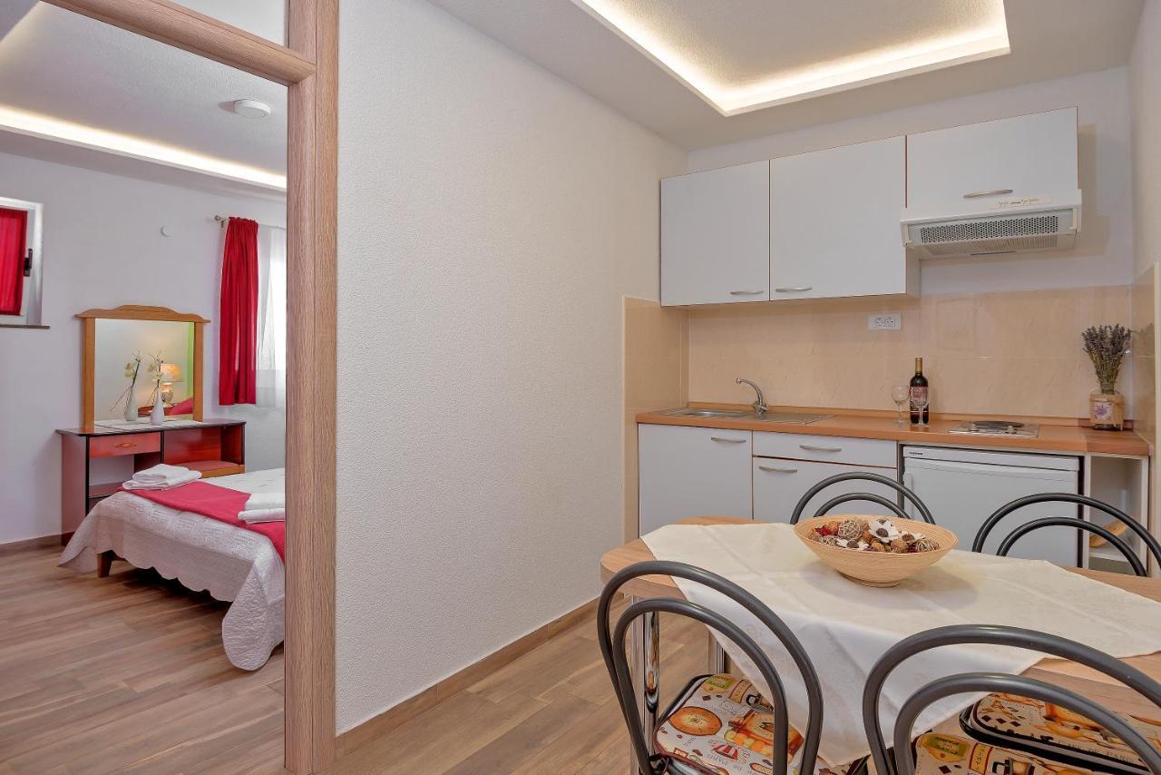 Apartmani Putnik Башка-Вода Экстерьер фото